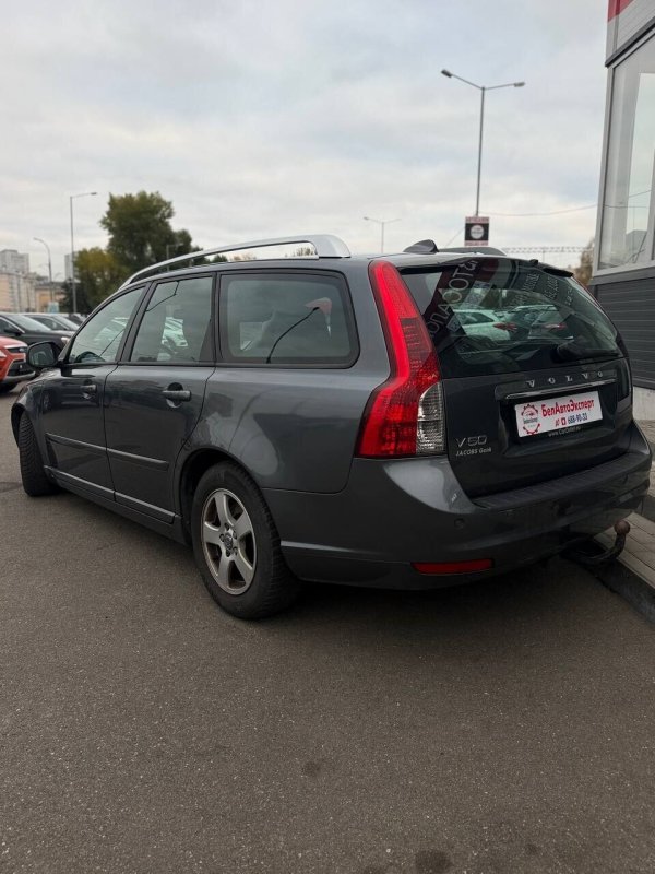 Volvo V50, 2012 - Image 10