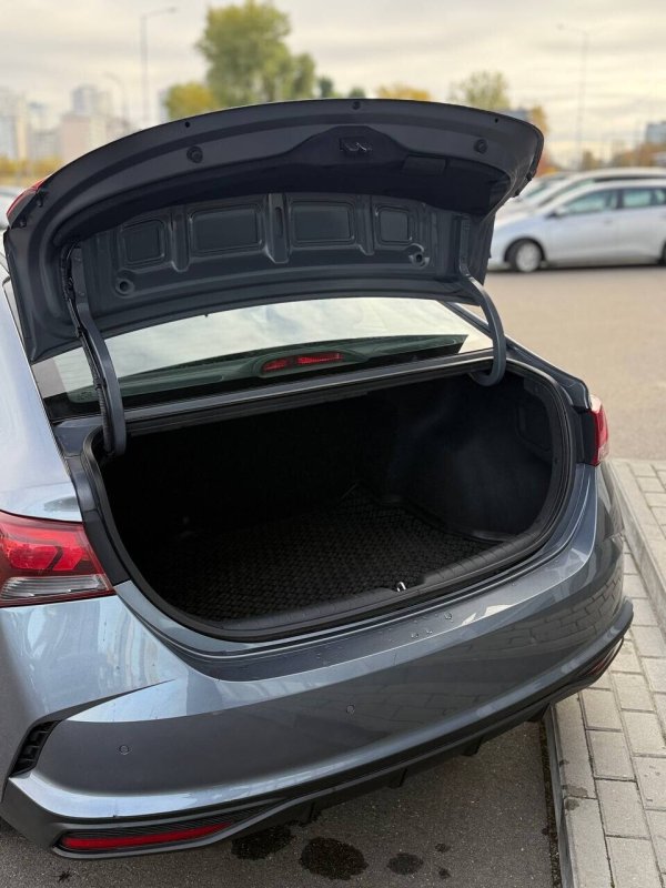 Hyundai Accent, 2020 - Image 8