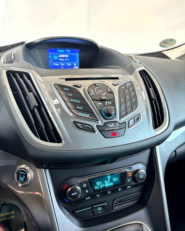 Ford C-MAX II - Image 12