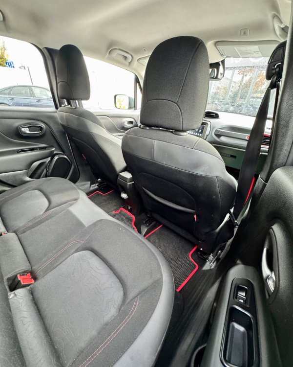 Jeep Renegade I · Рестайлинг - Image 13