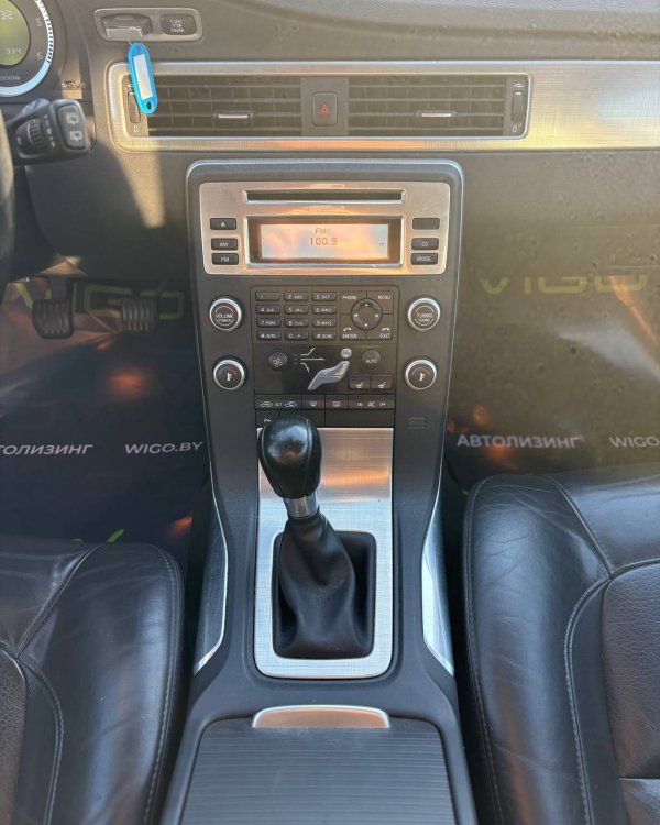 Volvo V70 III - Image 16