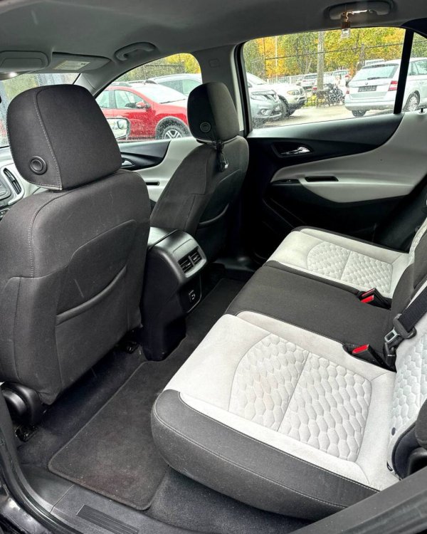 Chevrolet Equinox III - Image 12