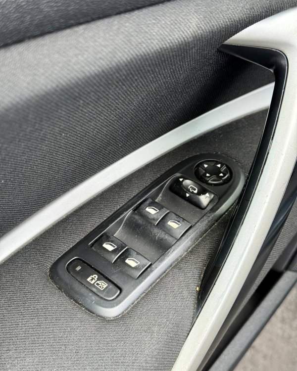 Citroen C5 II - Image 17