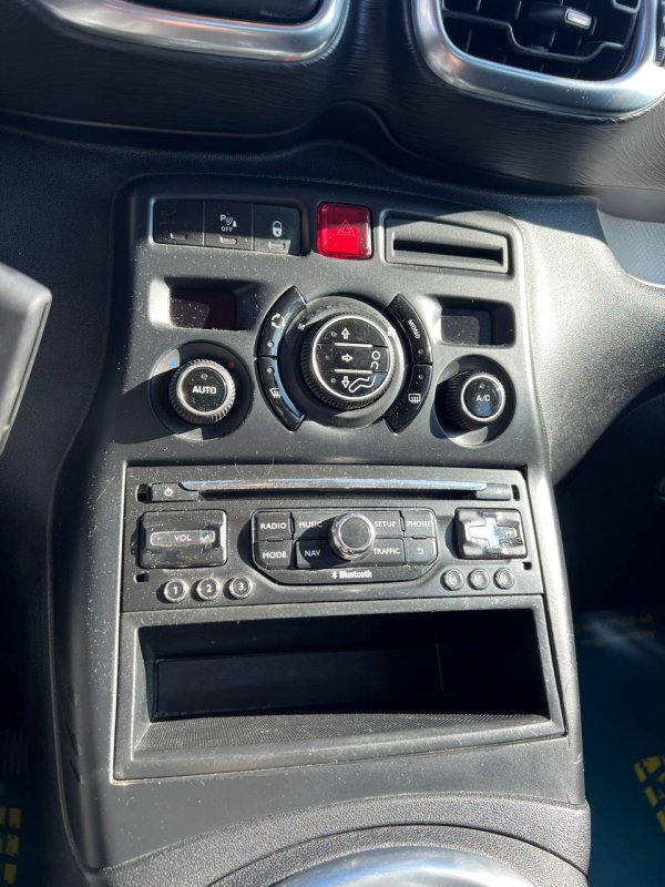 Citroen C3 Picasso I · Рестайлинг - Image 11