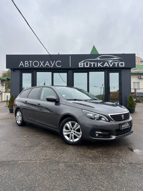 Peugeot 308 T9 · Рестайлинг