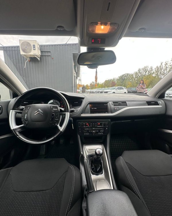Citroen C5 II - Image 9