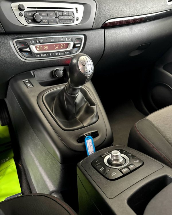 Renault Scenic III · 2-й рестайлинг - Image 12