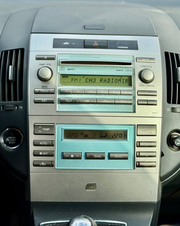 Toyota Corolla Verso II (AR10) - Image 17