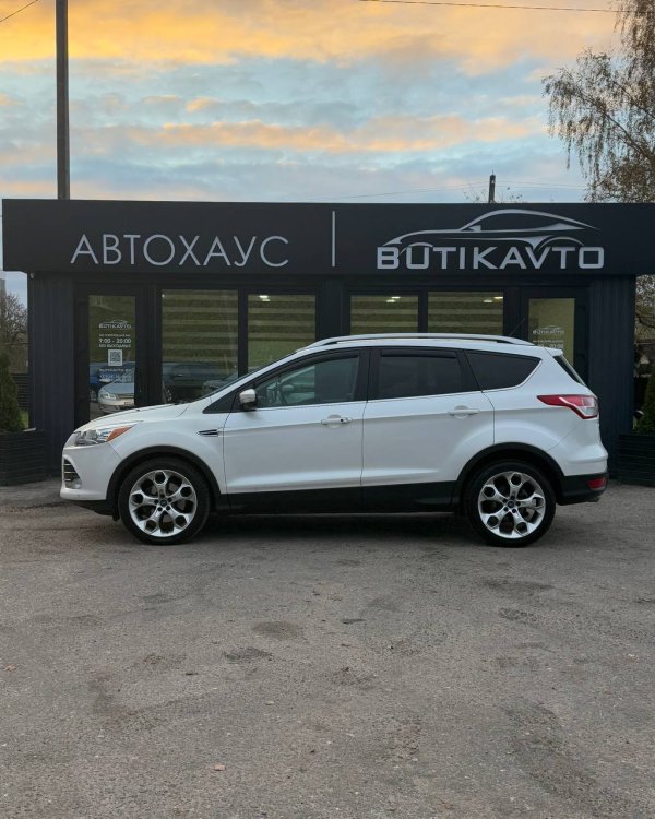 Ford Escape III - Image 4