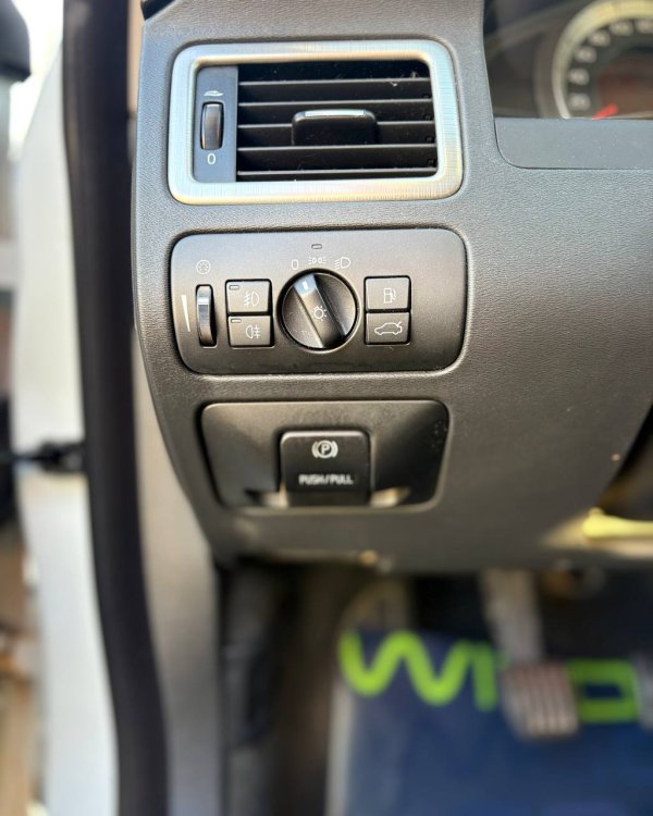 Volvo V70 III - Image 18