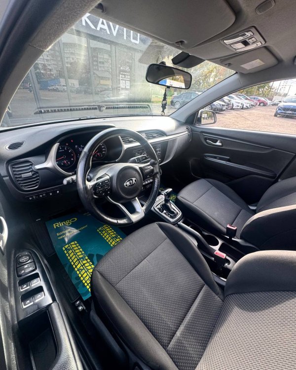 Kia Rio - Image 10