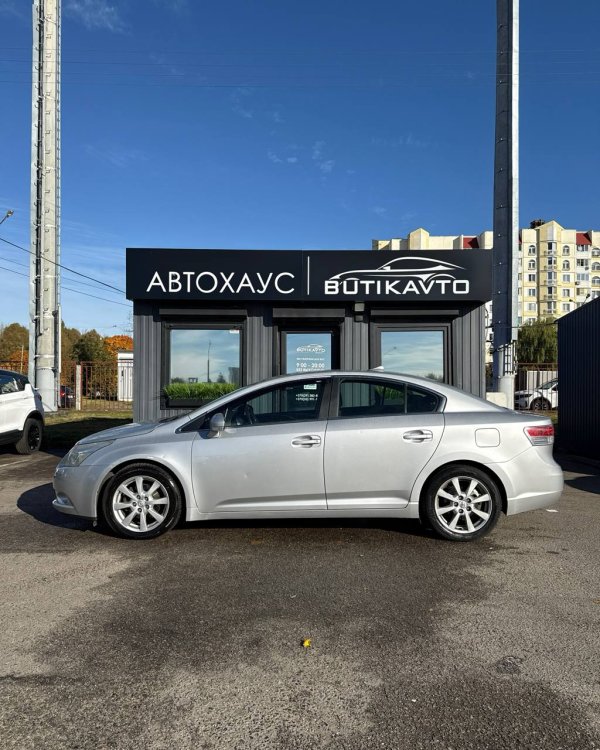 Toyota Avensis III (T270) - Image 8