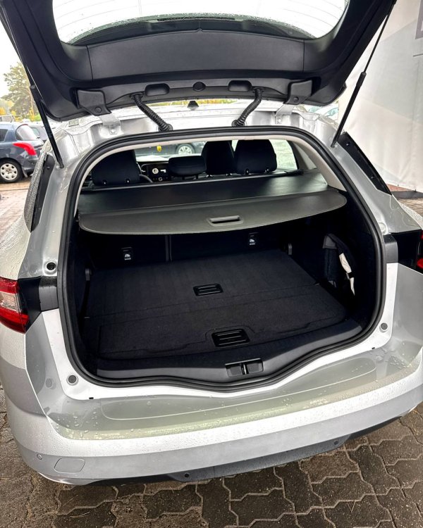 Renault Megane IV - Image 14