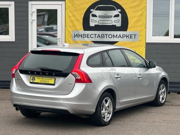 Volvo V60 I · Рестайлинг, 2014 г - Image 8