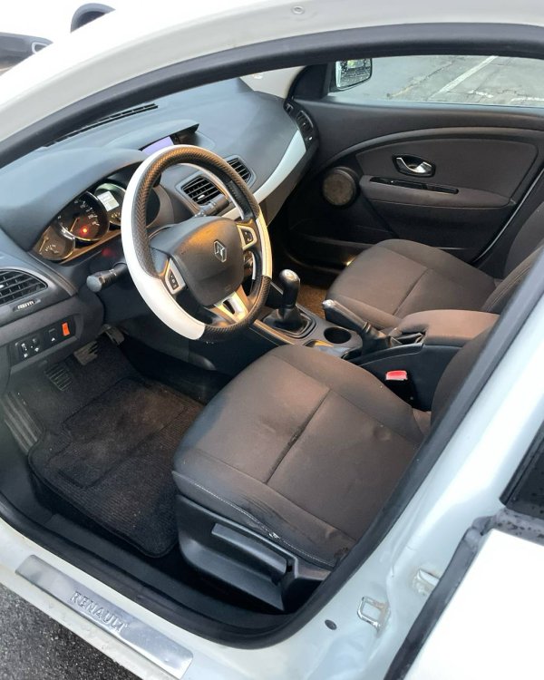 Renault Fluence I - Image 10