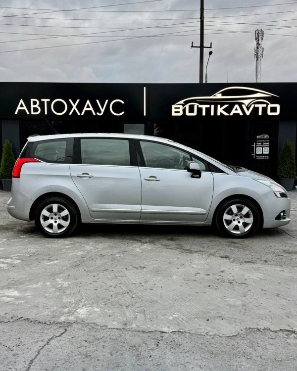 Peugeot 5008 I - Image 7