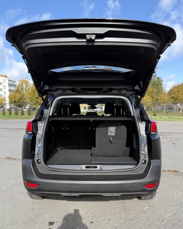 Peugeot 5008 II - Image 12