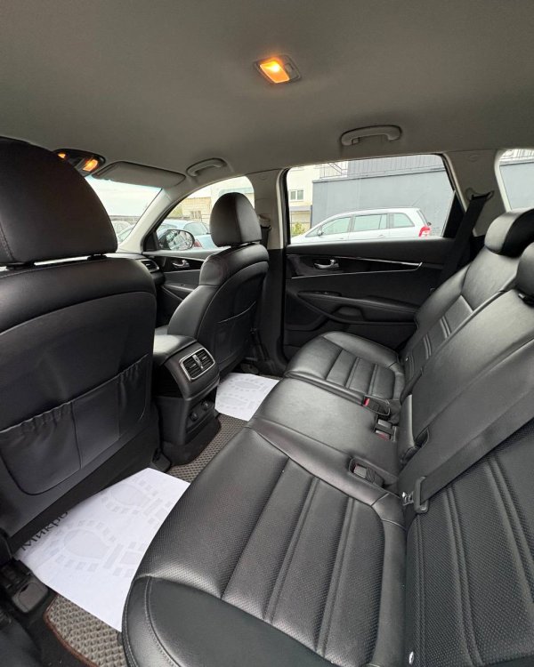 Kia Sorento III · Рестайлинг - Image 9