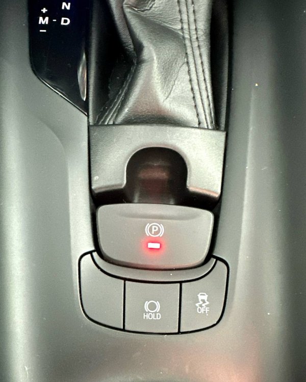 Toyota C-HR I · Рестайлинг - Image 14