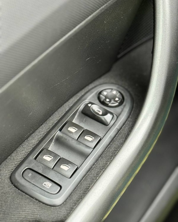 Peugeot 408 I · Рестайлинг - Image 18