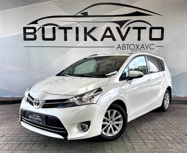 Toyota Verso I · Рестайлинг - Image 3