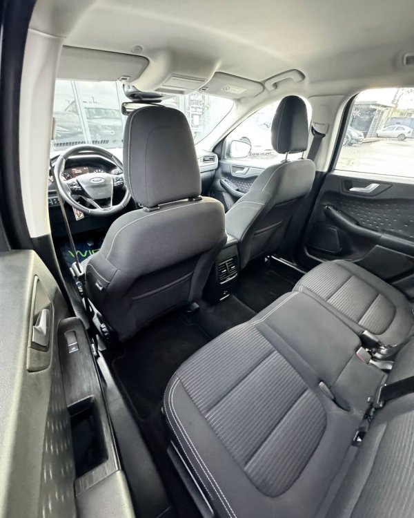 Ford Kuga III - Image 11