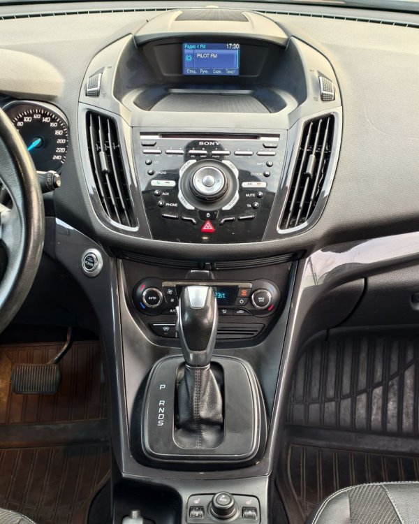 Ford Kuga II - Image 14