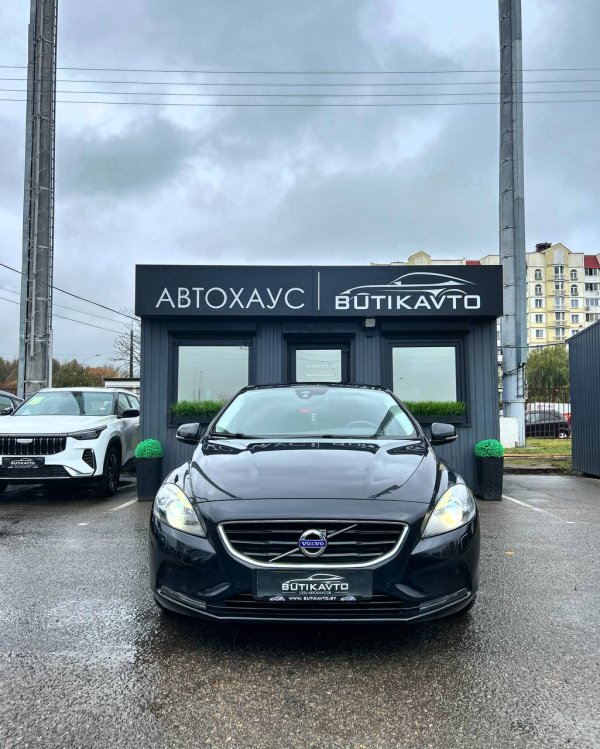 Volvo V40 II - Image 2