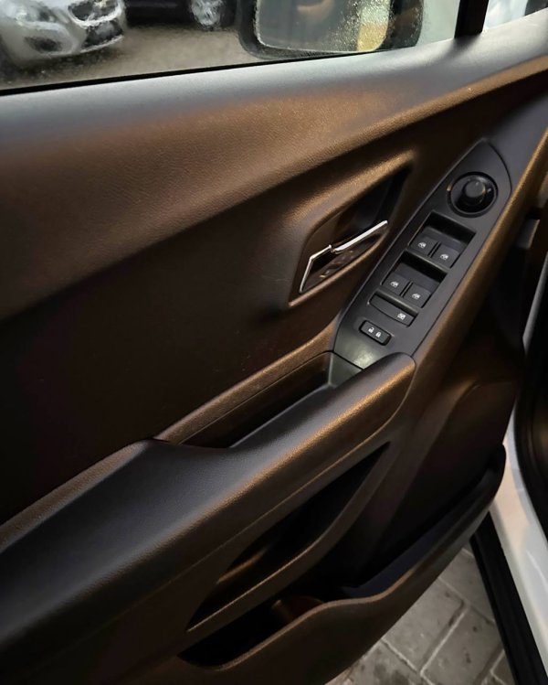 Chevrolet Trax I · Рестайлинг - Image 9