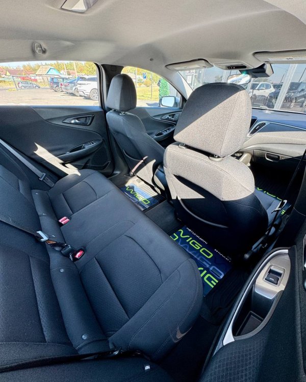 Chevrolet Malibu IX · Рестайлинг - Image 12