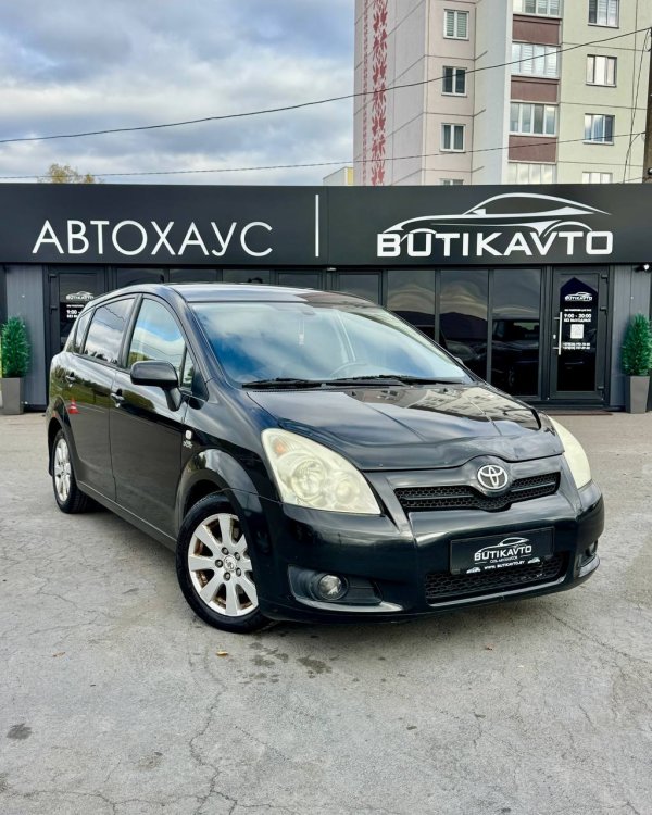 Toyota Corolla Verso II (AR10)