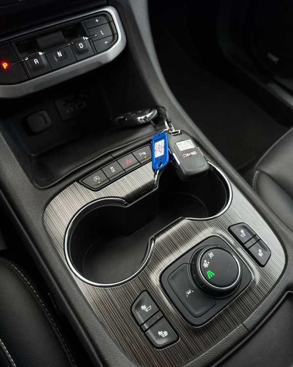 GMC Acadia II · Рестайлинг - Image 12