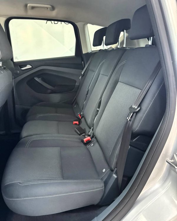 Ford C-MAX II - Image 13