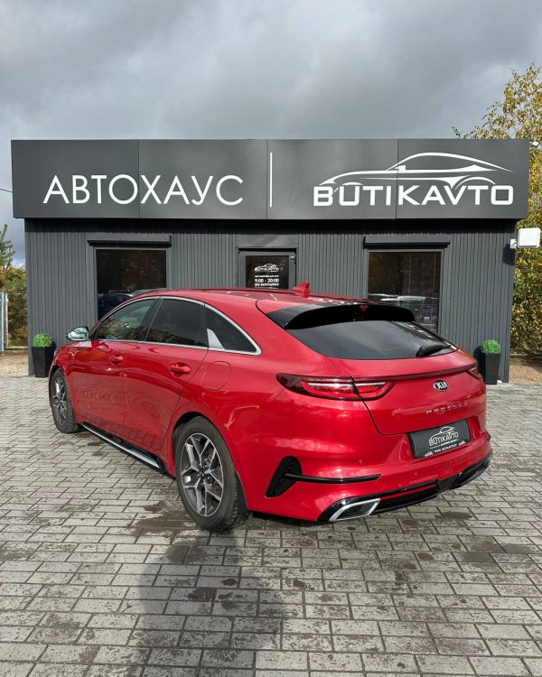 Kia ProCeed III - Image 4