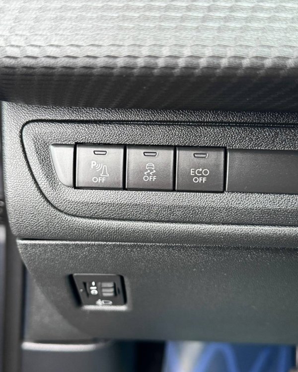 Peugeot 2008 I - Image 18