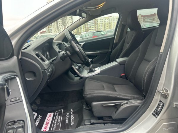Volvo V60 I · Рестайлинг, 2014 г - Image 9