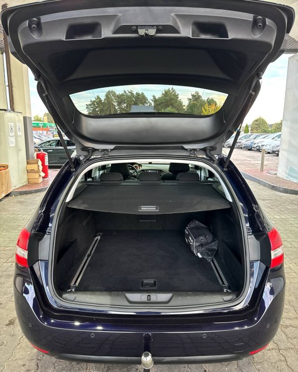 Peugeot 308 T9 - Image 15