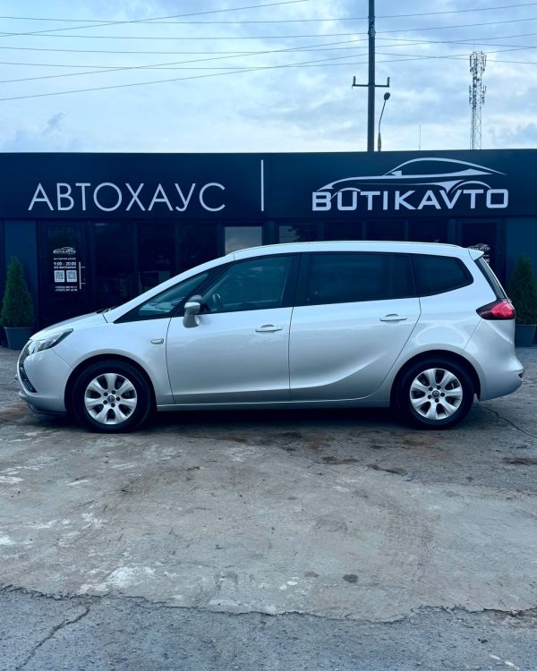 Opel Zafira C - Image 8
