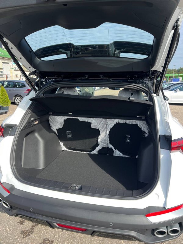 Geely Binyue L I - Image 16