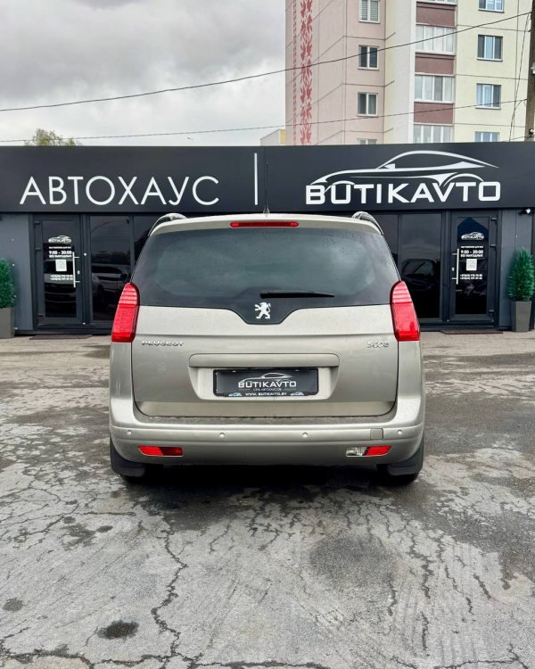 Peugeot 5008 I - Image 6