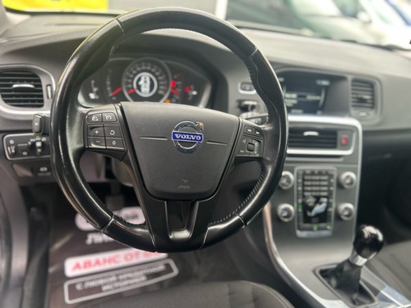 Volvo V60 I · Рестайлинг, 2014 г - Image 10