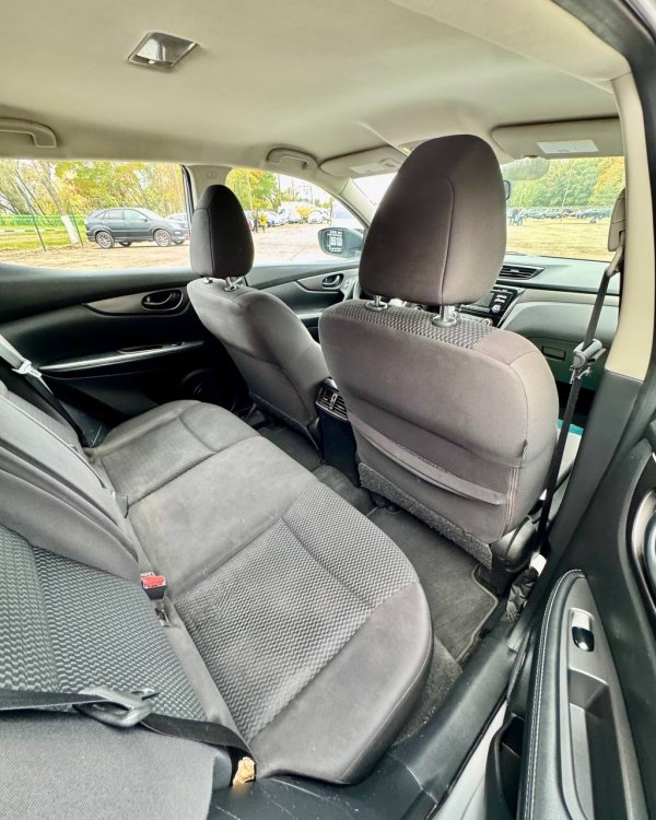 Nissan Rogue Sport I - Image 13