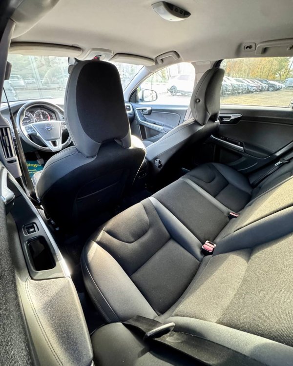 Volvo V60 I - Image 11