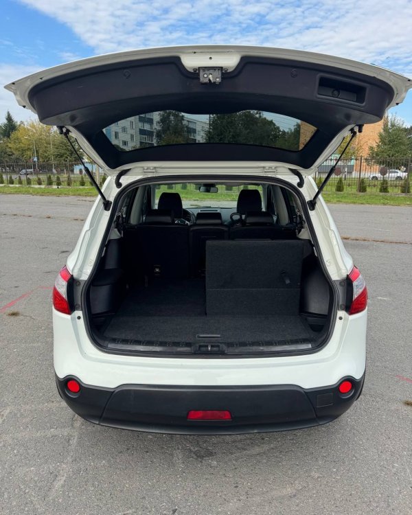 Nissan Qashqai I · Рестайлинг - Image 12