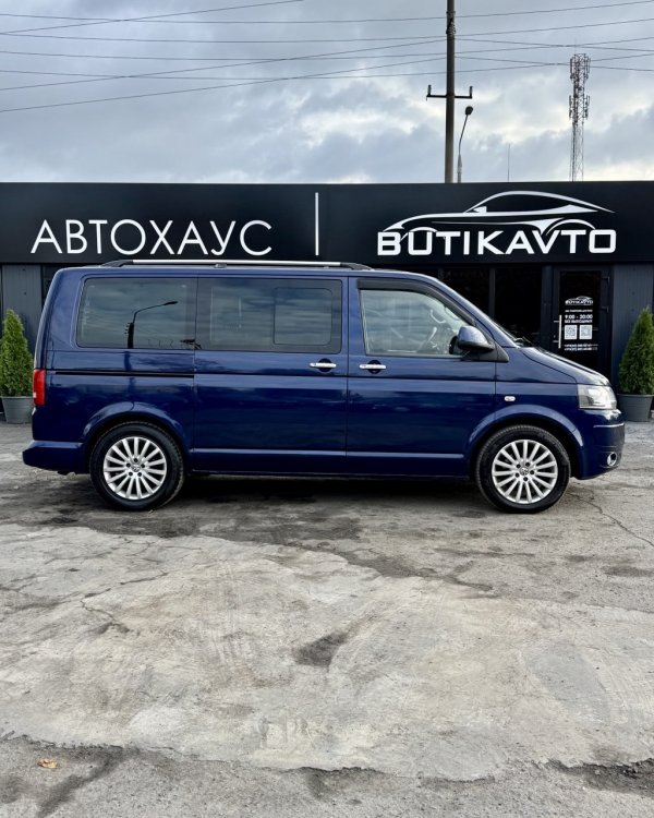 Volkswagen Multivan - Image 7