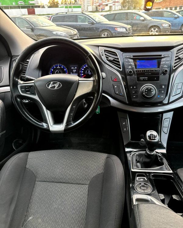 Hyundai i40 VF - Image 12