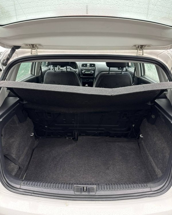 Volkswagen Polo V - Image 14