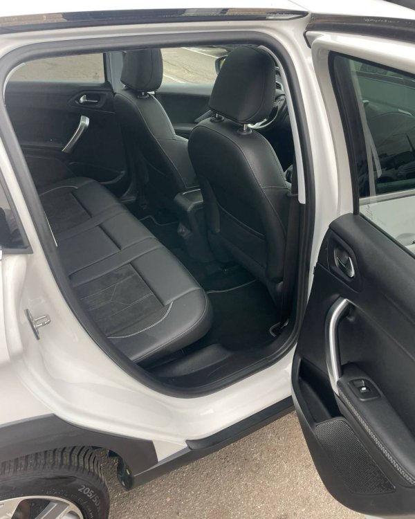 Peugeot 2008 I · Рестайлинг - Image 15
