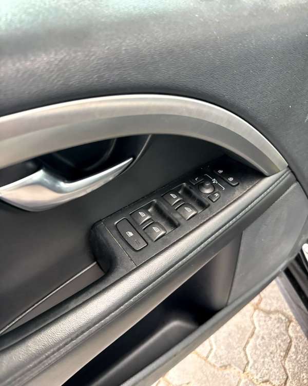 Volvo V70 III · Рестайлинг - Image 9