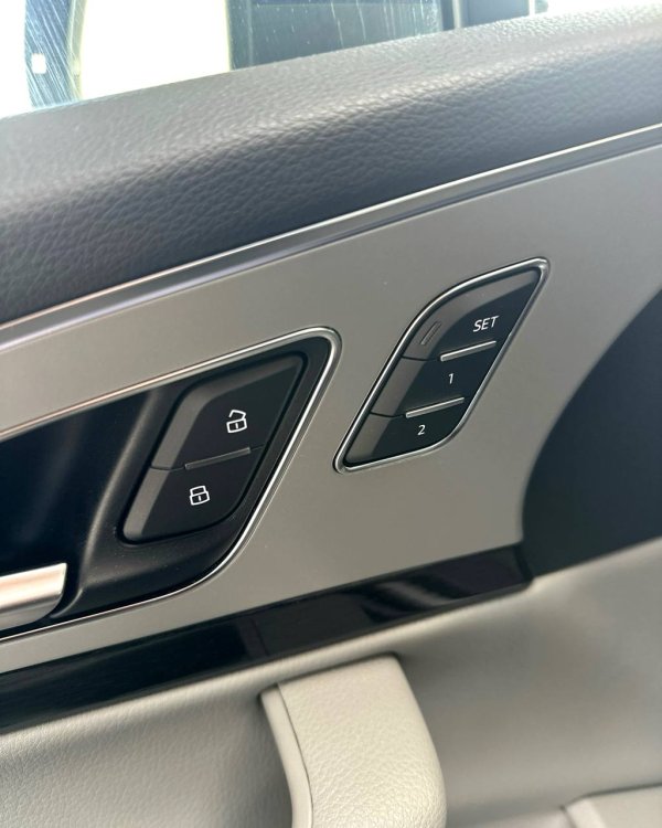 Audi Q7 4M - Image 11